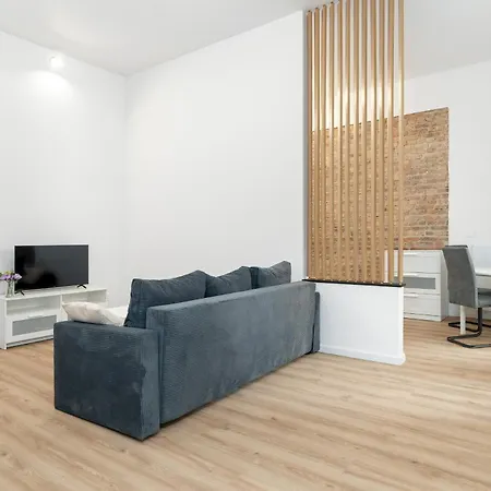 Modern Very Berry In By Renters * Poznan